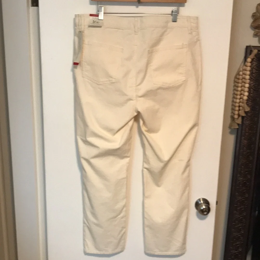 Talbots Women's 16P‎ Corduroy Pants Cream Slimming Straight Leg Five-Pocket NEW